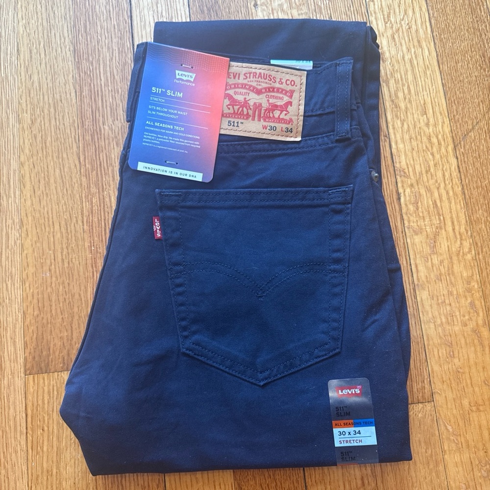 Levi's 511 Slim Men's Jeans in Deep Navy